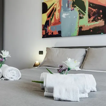 Διαμέρισμα Suitelowcost *