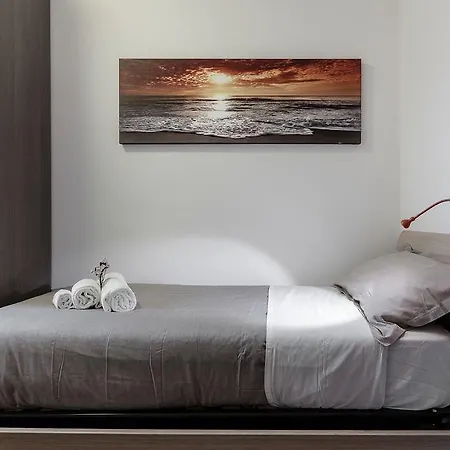 Suitelowcost Apartamento Limbiate