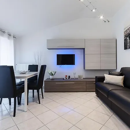 Suitelowcost Apartamento