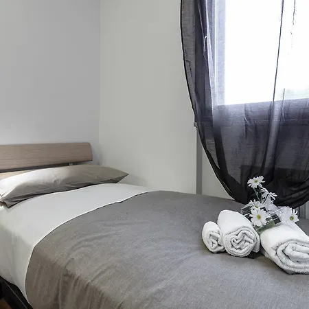 Suitelowcost Apartamento *